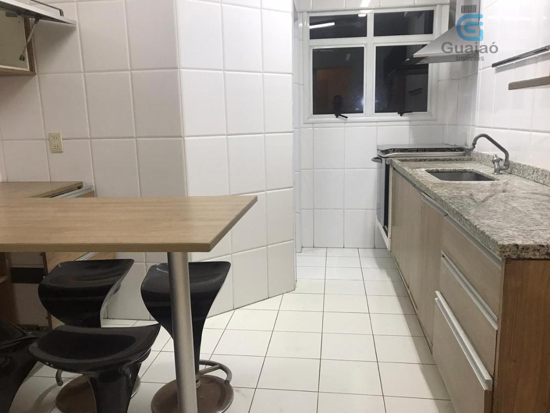 Apartamento à venda com 2 quartos, 90m² - Foto 4