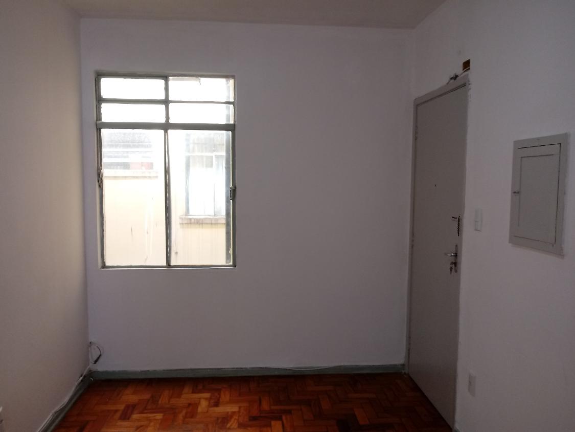 Apartamento para alugar com 2 quartos, 60m² - Foto 4