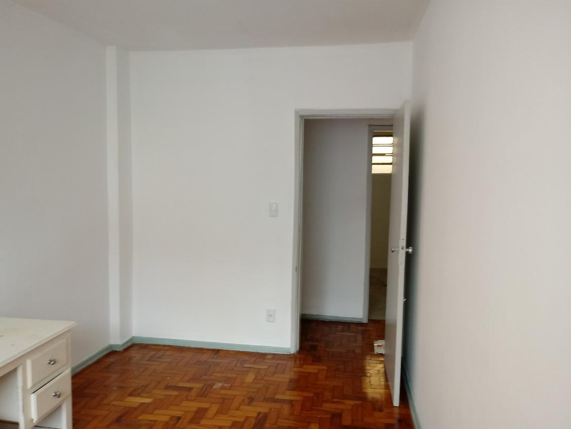 Apartamento para alugar com 2 quartos, 60m² - Foto 12