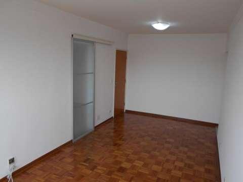 Apartamento para alugar com 2 quartos, 68m² - Foto 2