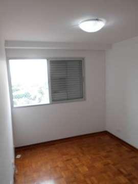 Apartamento para alugar com 2 quartos, 68m² - Foto 4