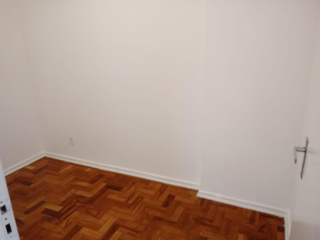 Apartamento para alugar com 3 quartos, 83m² - Foto 13