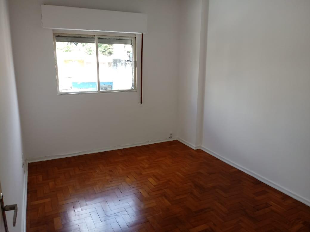 Apartamento para alugar com 3 quartos, 83m² - Foto 4