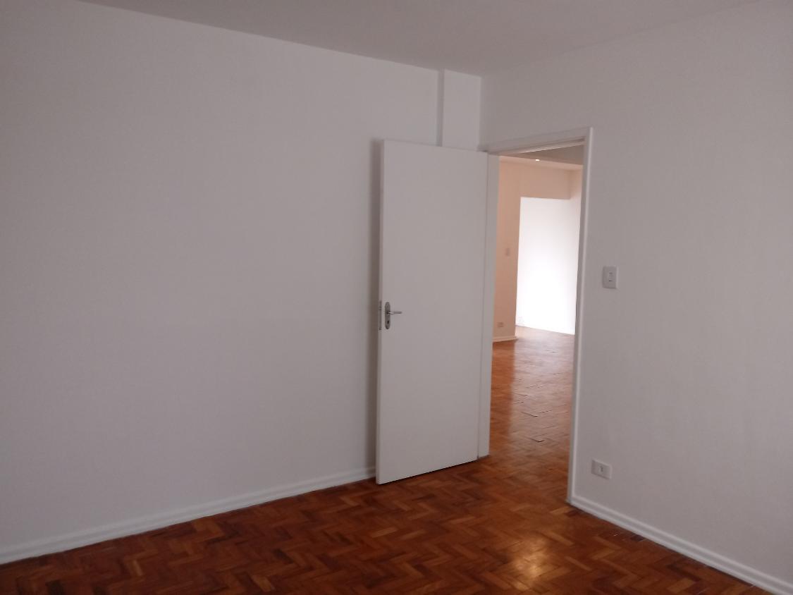 Apartamento para alugar com 2 quartos, 88m² - Foto 12