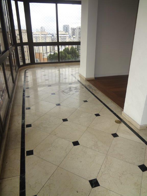 Apartamento para alugar com 3 quartos, 306m² - Foto 12