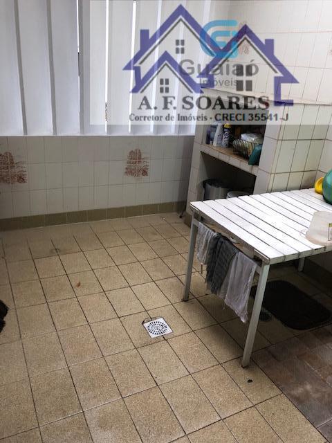 Casa para alugar com 3 quartos, 200m² - Foto 6