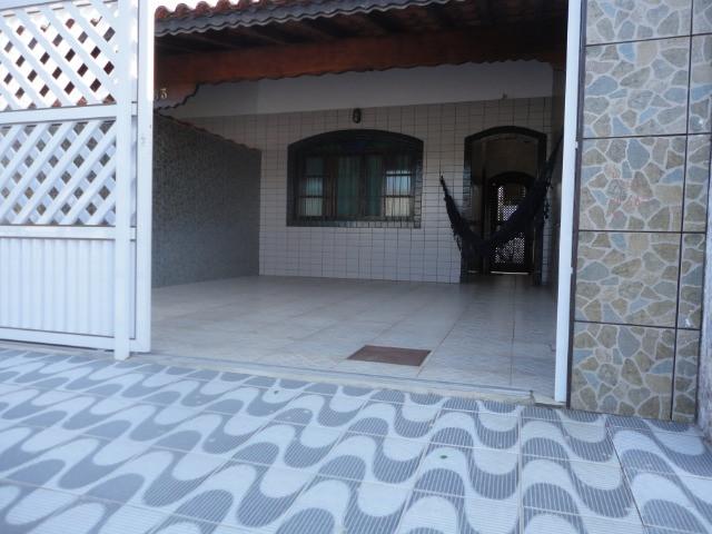 Casa à venda com 2 quartos, 100m² - Foto 2