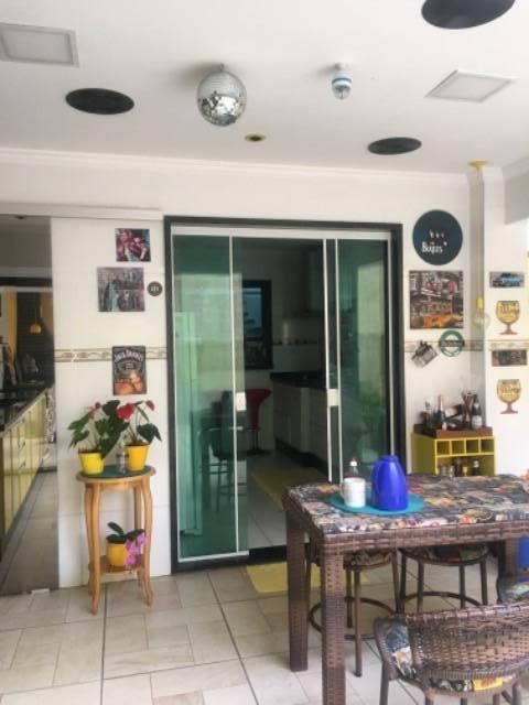 Casa à venda com 3 quartos, 160m² - Foto 18