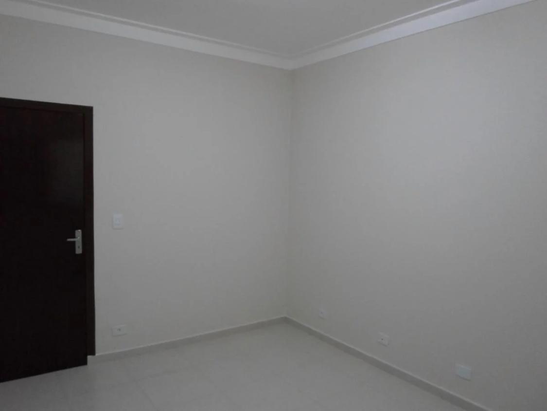 Apartamento para alugar com 3 quartos, 84m² - Foto 4