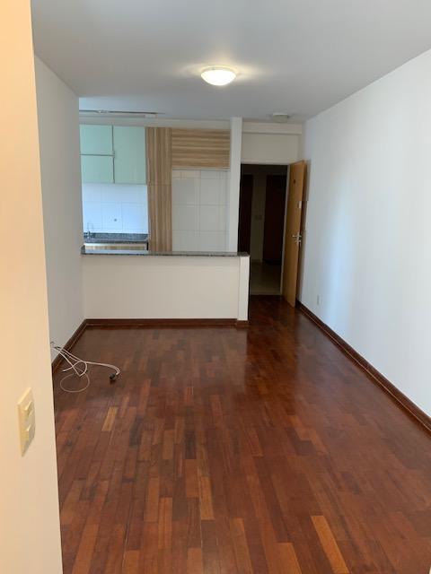 Apartamento para alugar com 2 quartos, 56m² - Foto 2
