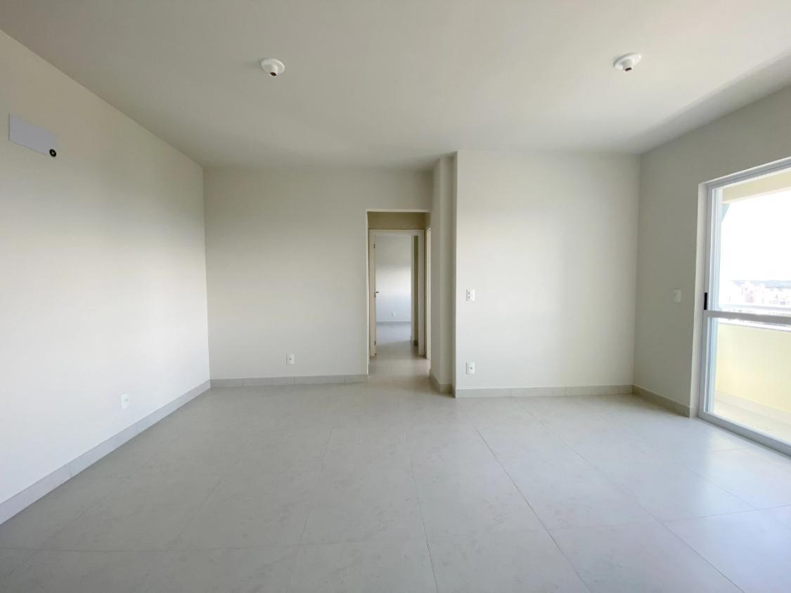 Apartamento à venda com 2 quartos, 66m² - Foto 14