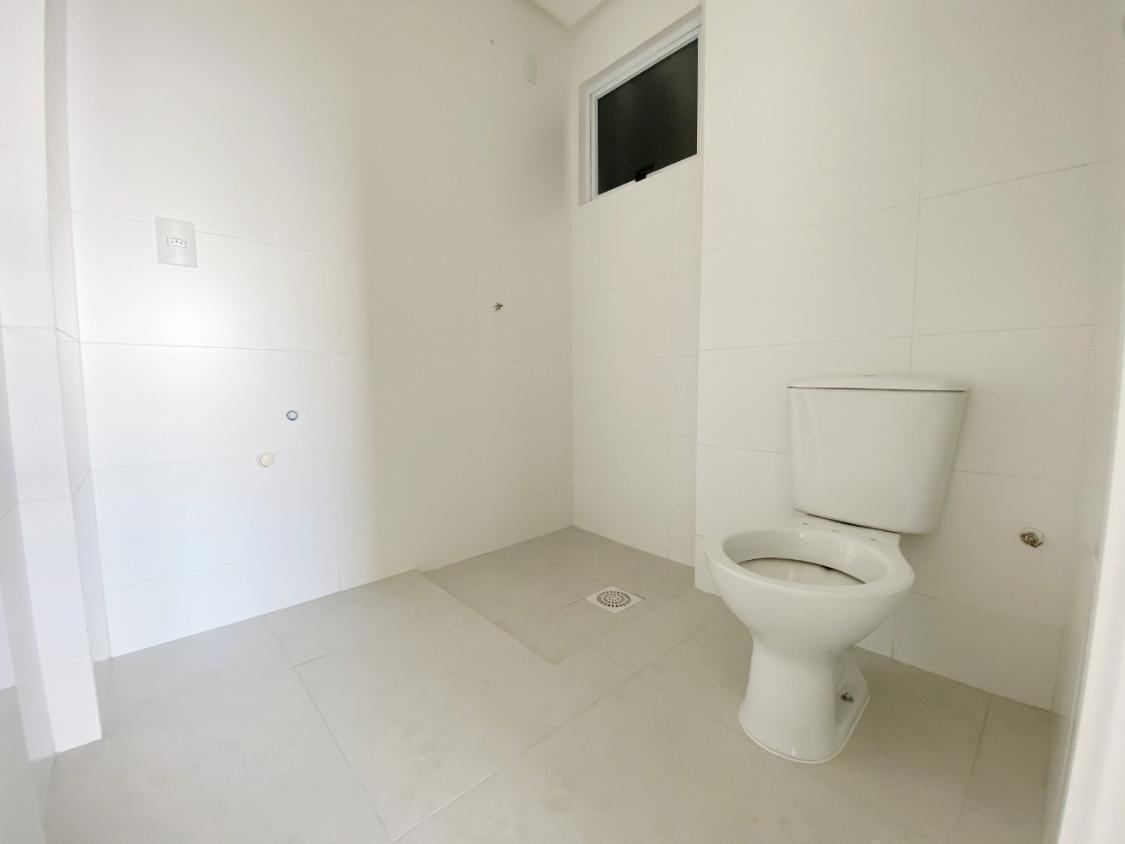 Apartamento à venda com 2 quartos, 66m² - Foto 16