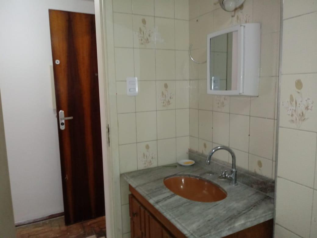 Apartamento à venda com 1 quarto, 40m² - Foto 16