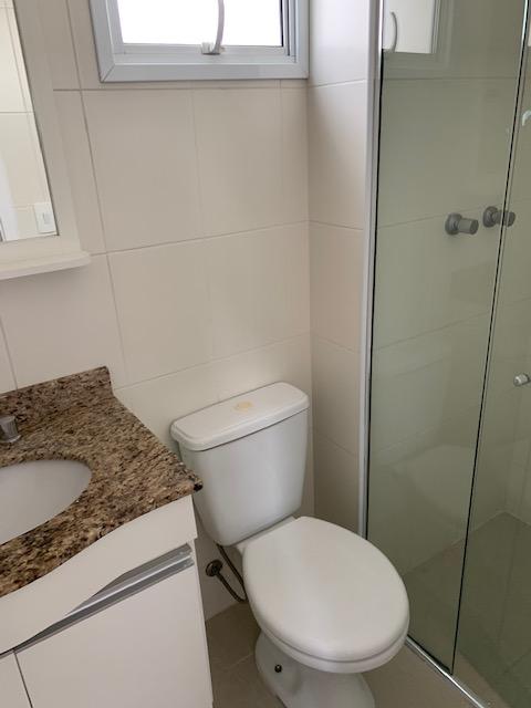 Apartamento para alugar com 2 quartos, 74m² - Foto 6