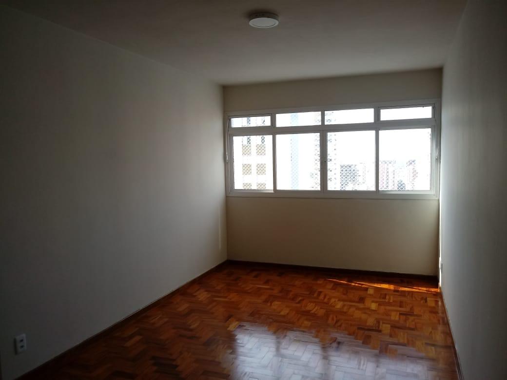 Apartamento para alugar com 3 quartos, 83m² - Foto 1