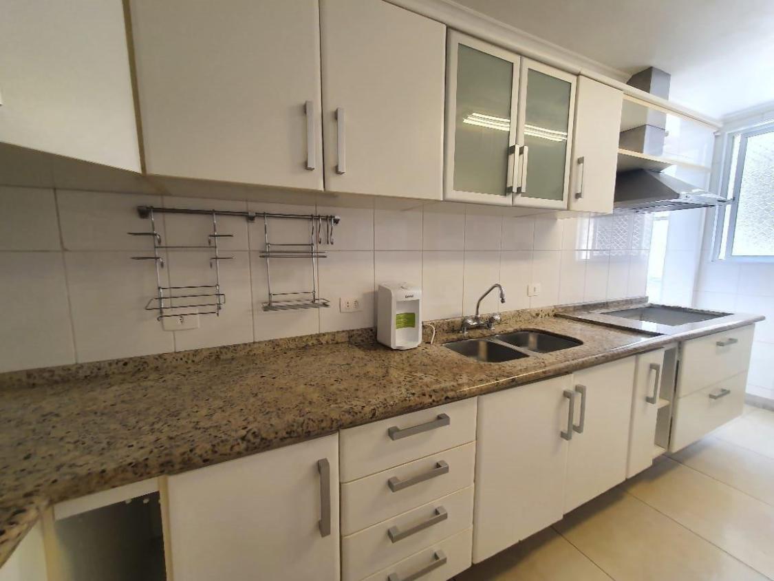 Apartamento para alugar com 3 quartos, 220m² - Foto 24