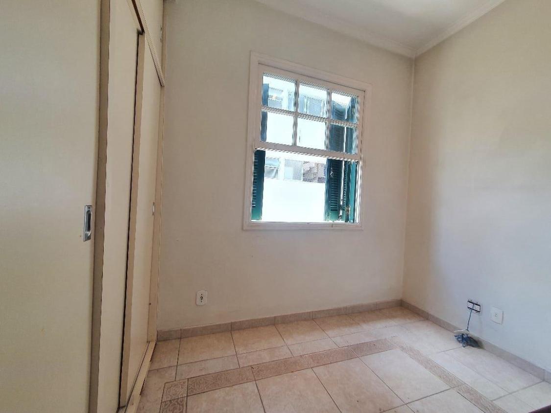 Apartamento para alugar com 3 quartos, 220m² - Foto 19