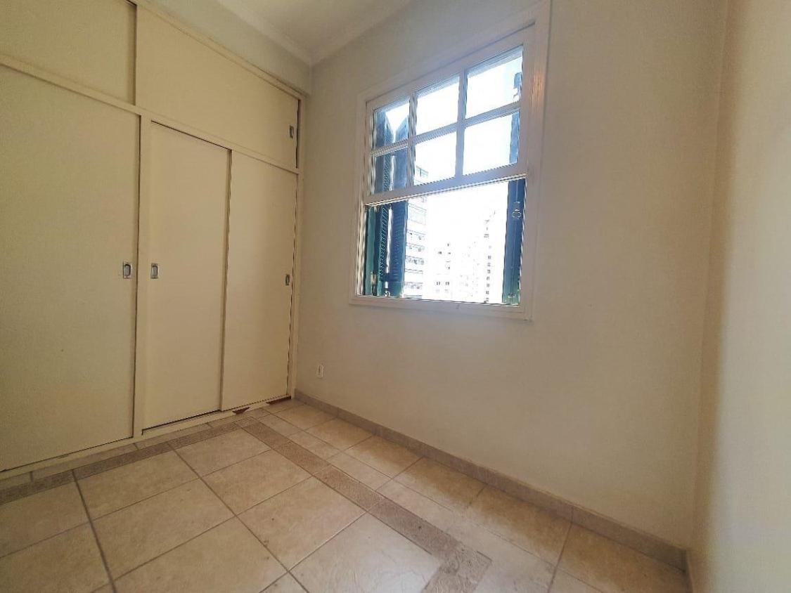 Apartamento para alugar com 3 quartos, 220m² - Foto 20