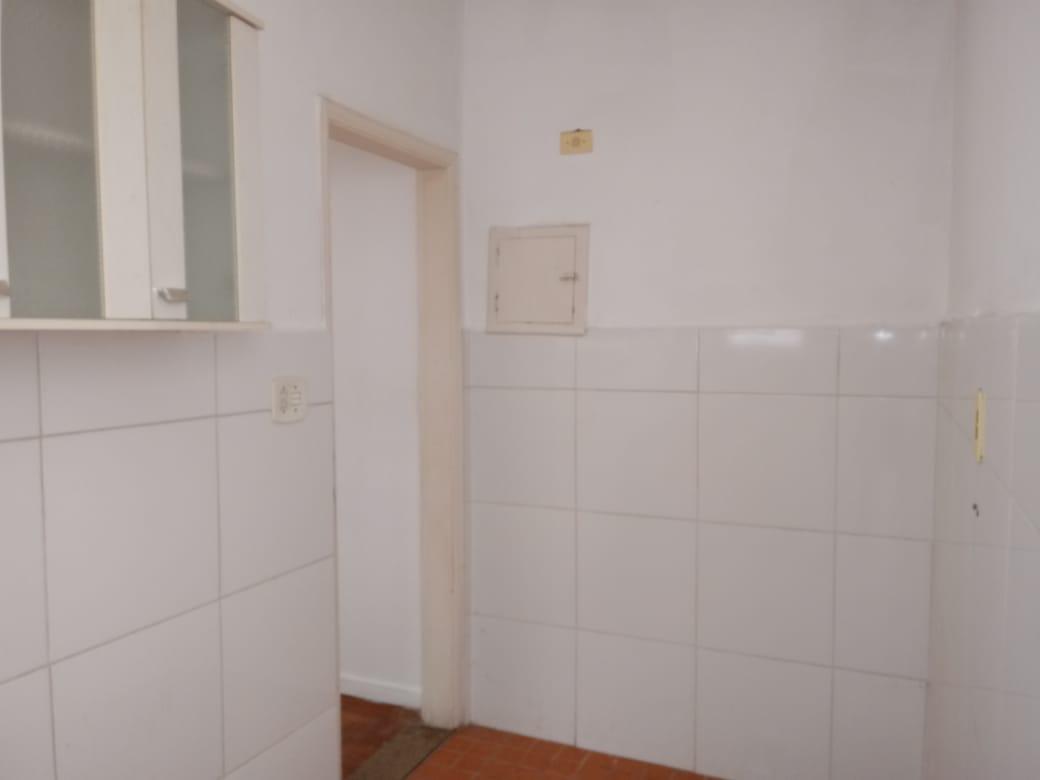 Apartamento para alugar com 1 quarto, 38m² - Foto 11