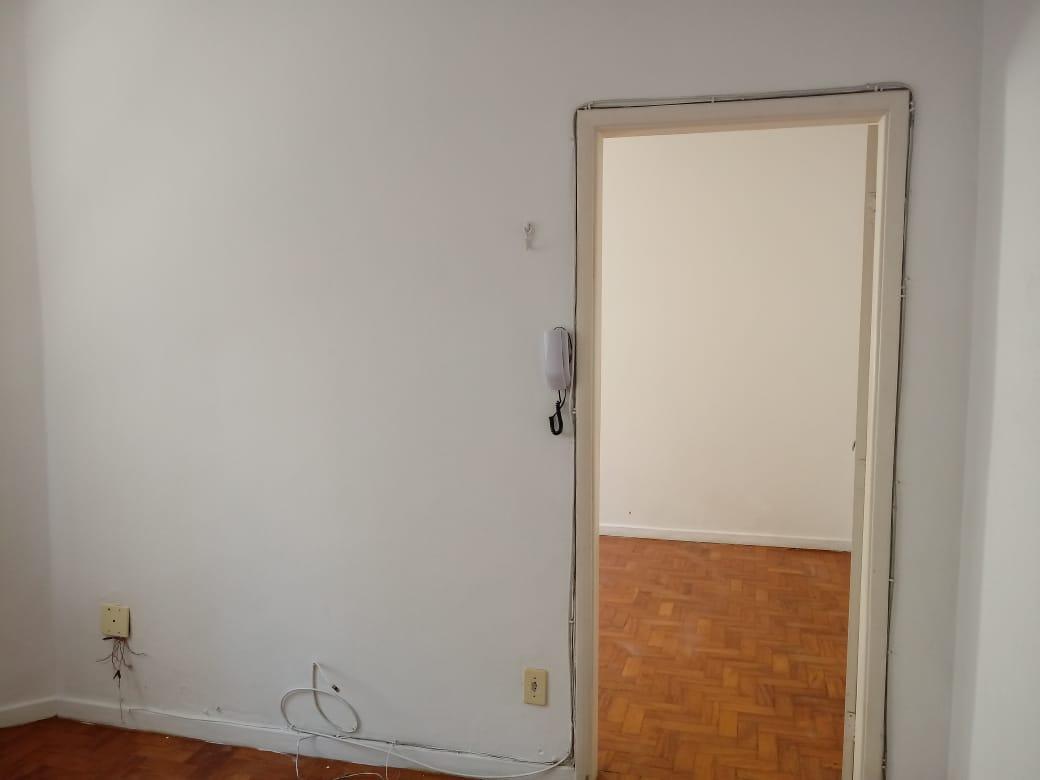 Apartamento para alugar com 1 quarto, 38m² - Foto 2