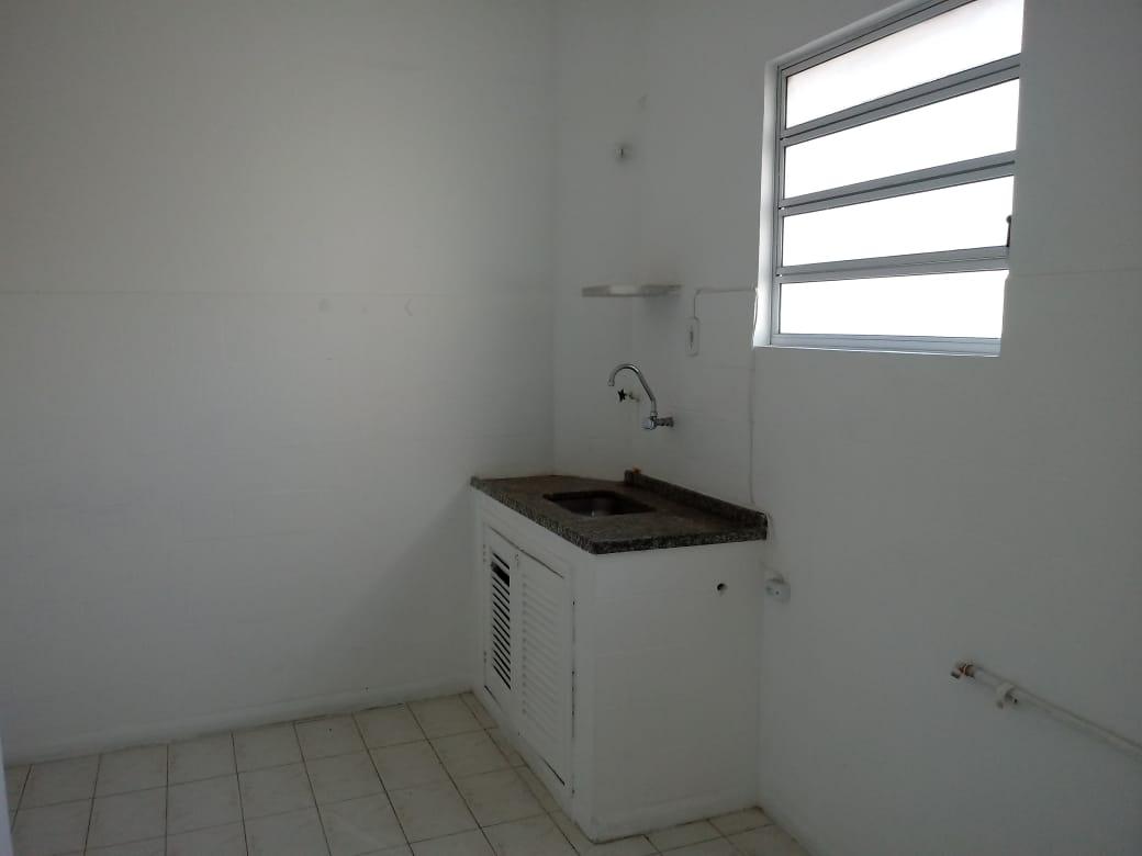 Apartamento para alugar com 1 quarto, 38m² - Foto 13