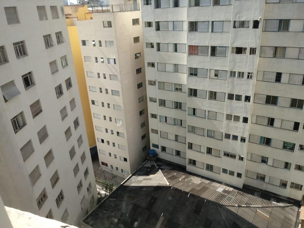 Apartamento para alugar com 1 quarto, 38m² - Foto 12