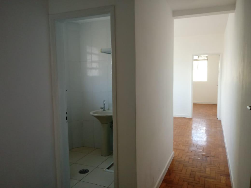 Apartamento para alugar com 1 quarto, 38m² - Foto 3