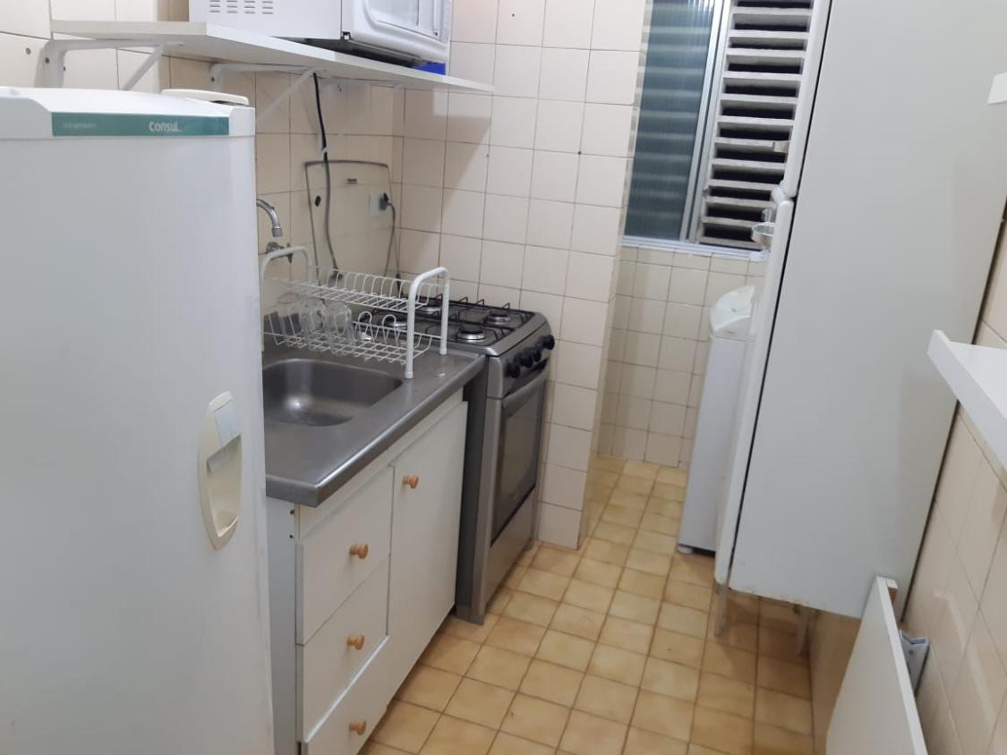 Apartamento para alugar com 1 quarto, 45m² - Foto 10