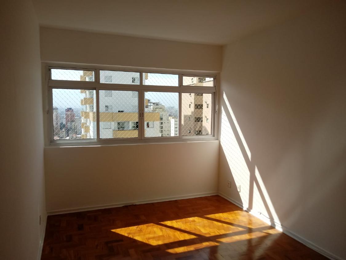 Apartamento para alugar com 3 quartos, 83m² - Foto 2