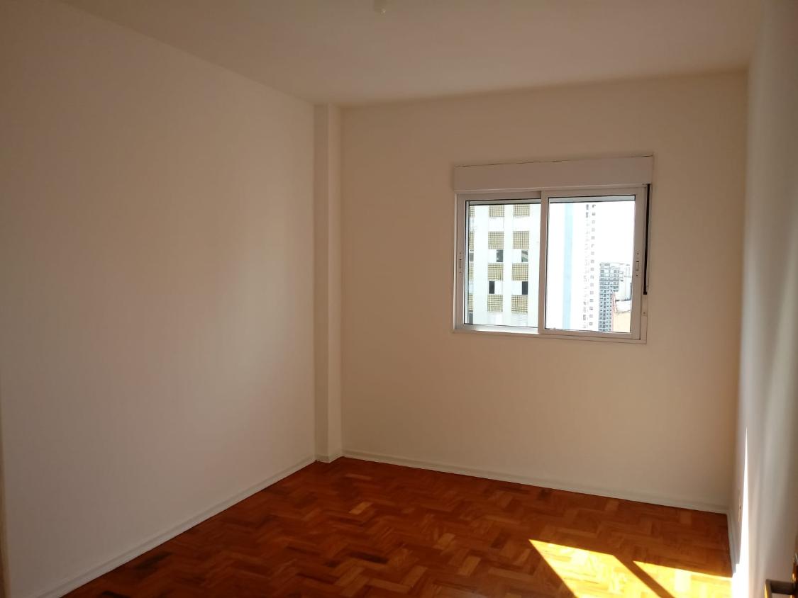 Apartamento para alugar com 3 quartos, 83m² - Foto 10