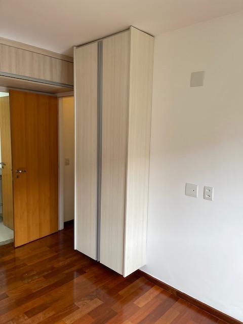 Apartamento para alugar com 2 quartos, 72m² - Foto 11