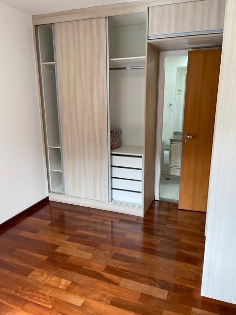 Apartamento para alugar com 2 quartos, 72m² - Foto 7