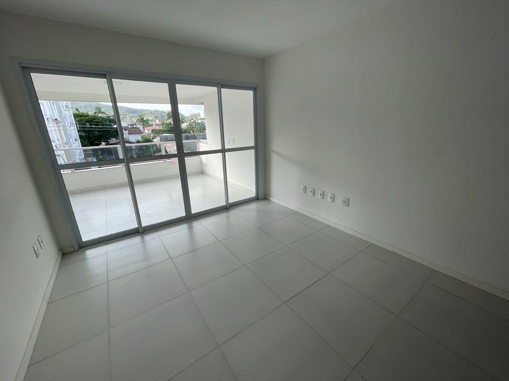 Apartamento à venda com 3 quartos, 136m² - Foto 7