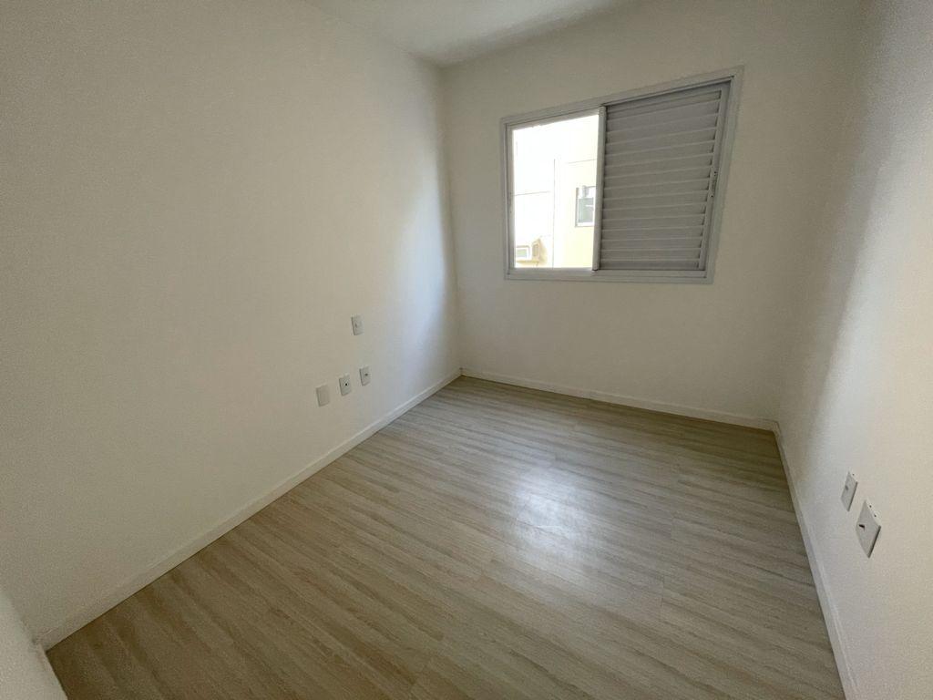 Apartamento à venda com 3 quartos, 136m² - Foto 13