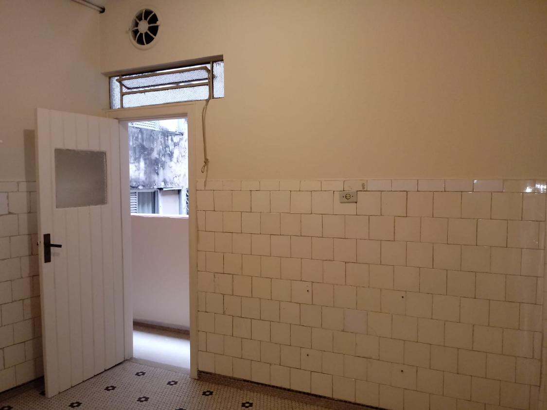 Apartamento para alugar com 1 quarto, 75m² - Foto 13