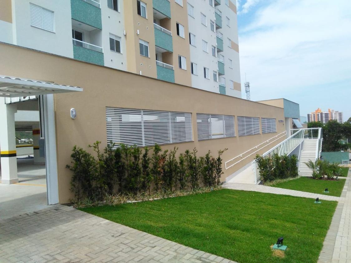 Apartamento à venda com 3 quartos, 84m² - Foto 2