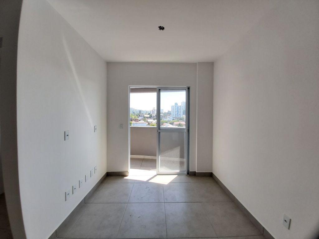 Apartamento à venda com 2 quartos, 63m² - Foto 11