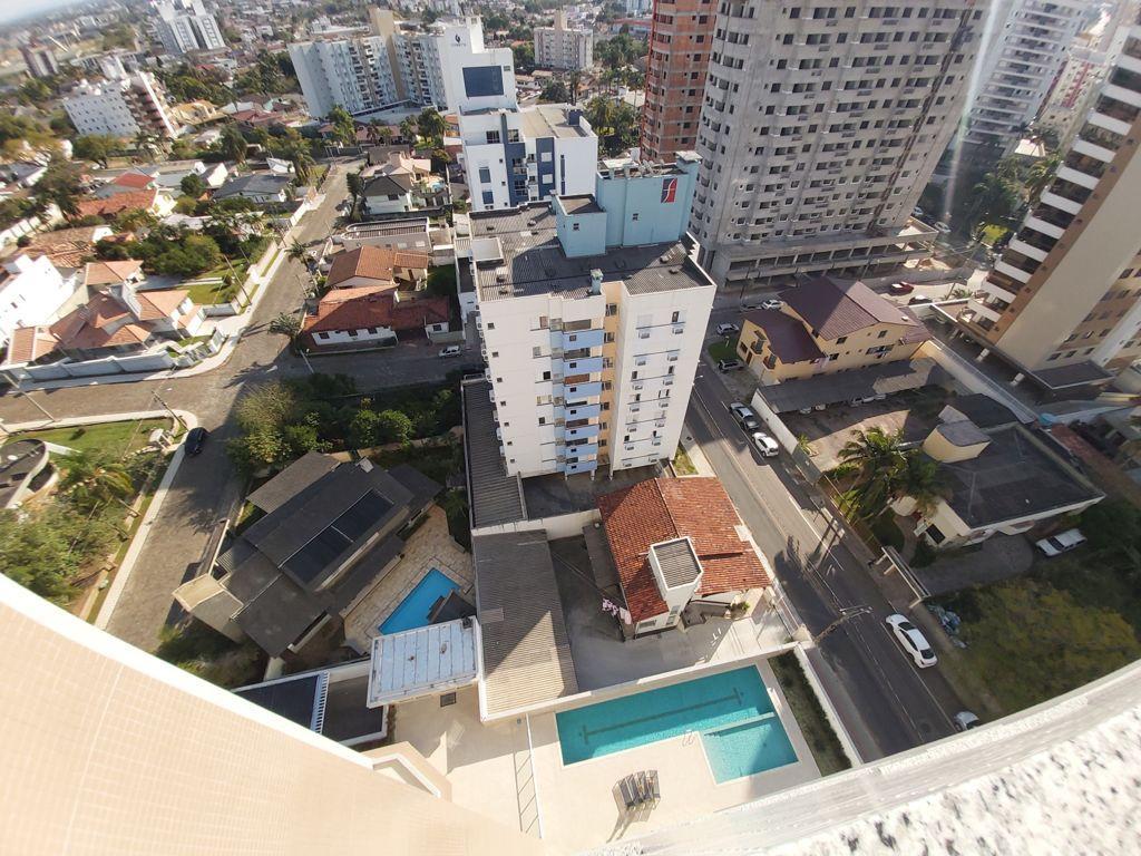 Apartamento à venda com 3 quartos, 155m² - Foto 10