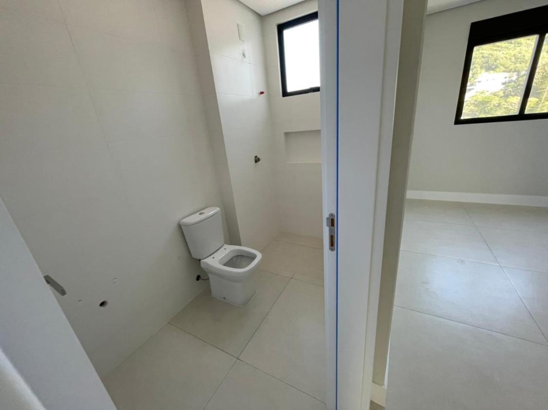 Apartamento à venda com 3 quartos, 183m² - Foto 7