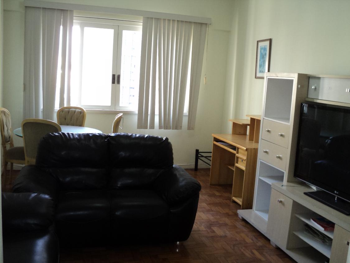 Apartamento para alugar com 1 quarto, 80m² - Foto 1