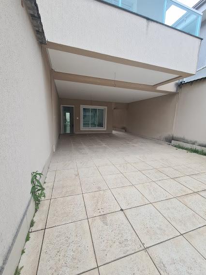 Casa à venda com 4 quartos, 215m² - Foto 29