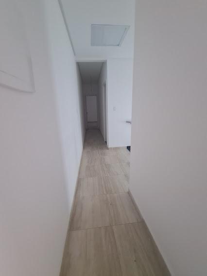 Casa à venda com 4 quartos, 215m² - Foto 5