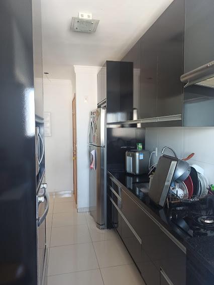 Apartamento à venda com 3 quartos, 90m² - Foto 4