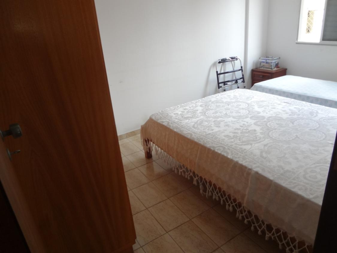 Apartamento à venda com 3 quartos, 110m² - Foto 3