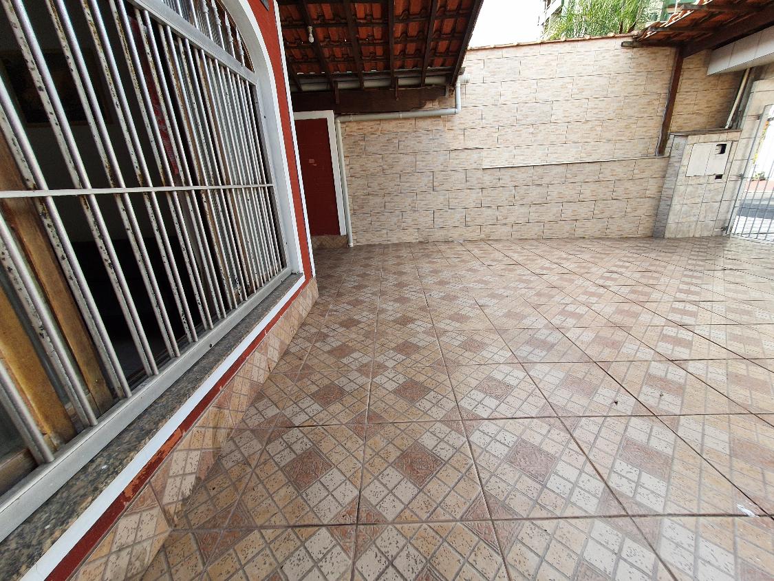 Casa à venda com 3 quartos, 100m² - Foto 2