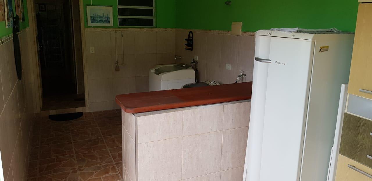 Casa à venda com 3 quartos, 169m² - Foto 7