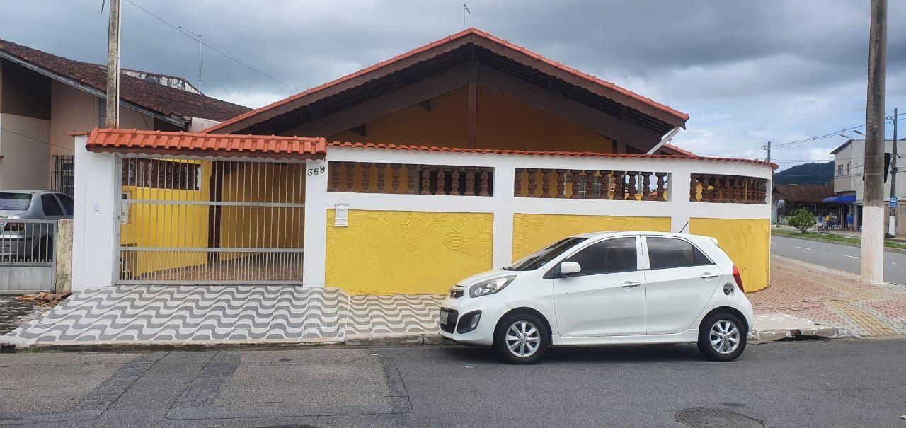 Casa à venda com 3 quartos, 300m² - Foto 2