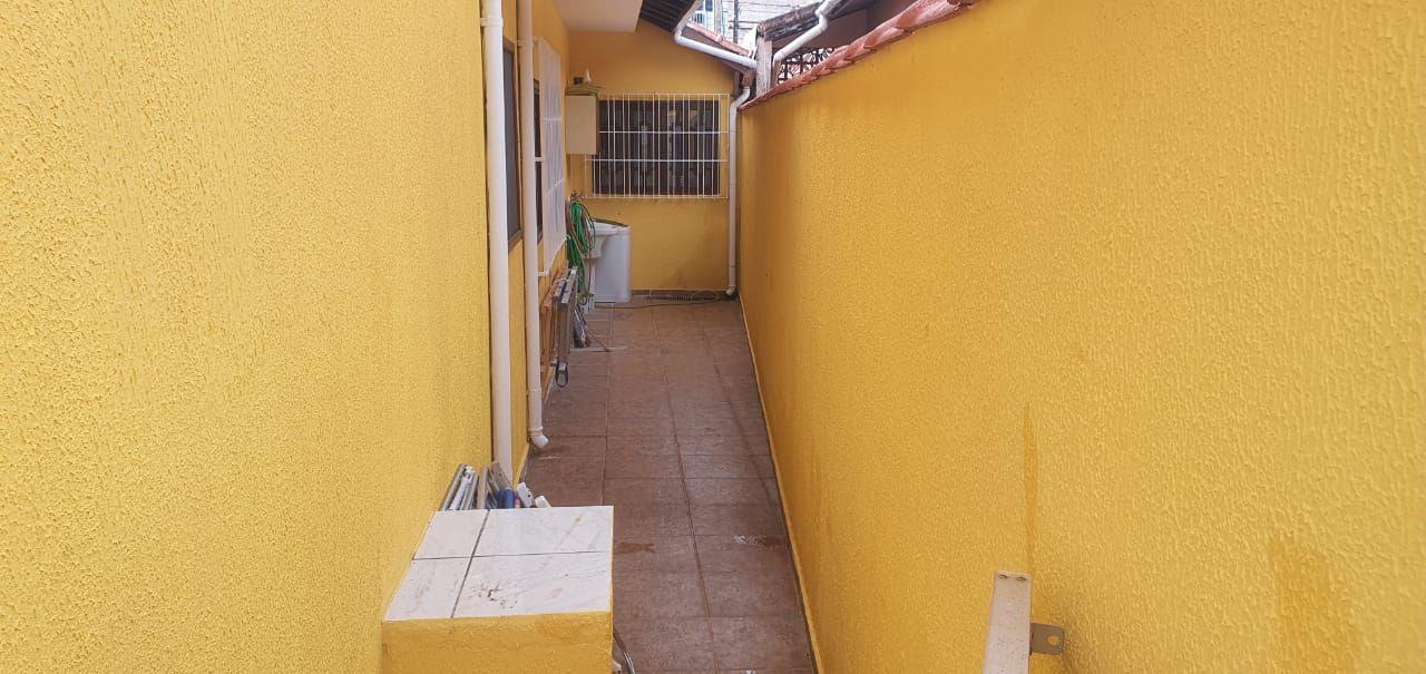 Casa à venda com 3 quartos, 300m² - Foto 13