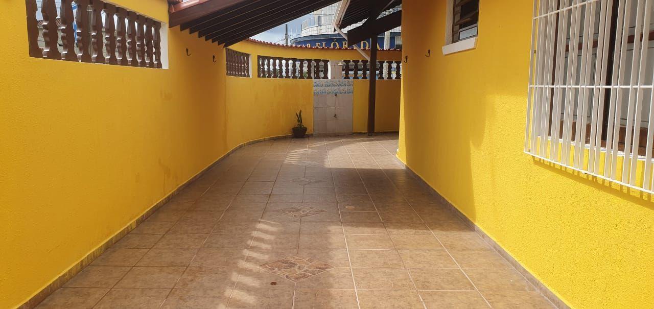 Casa à venda com 3 quartos, 300m² - Foto 17