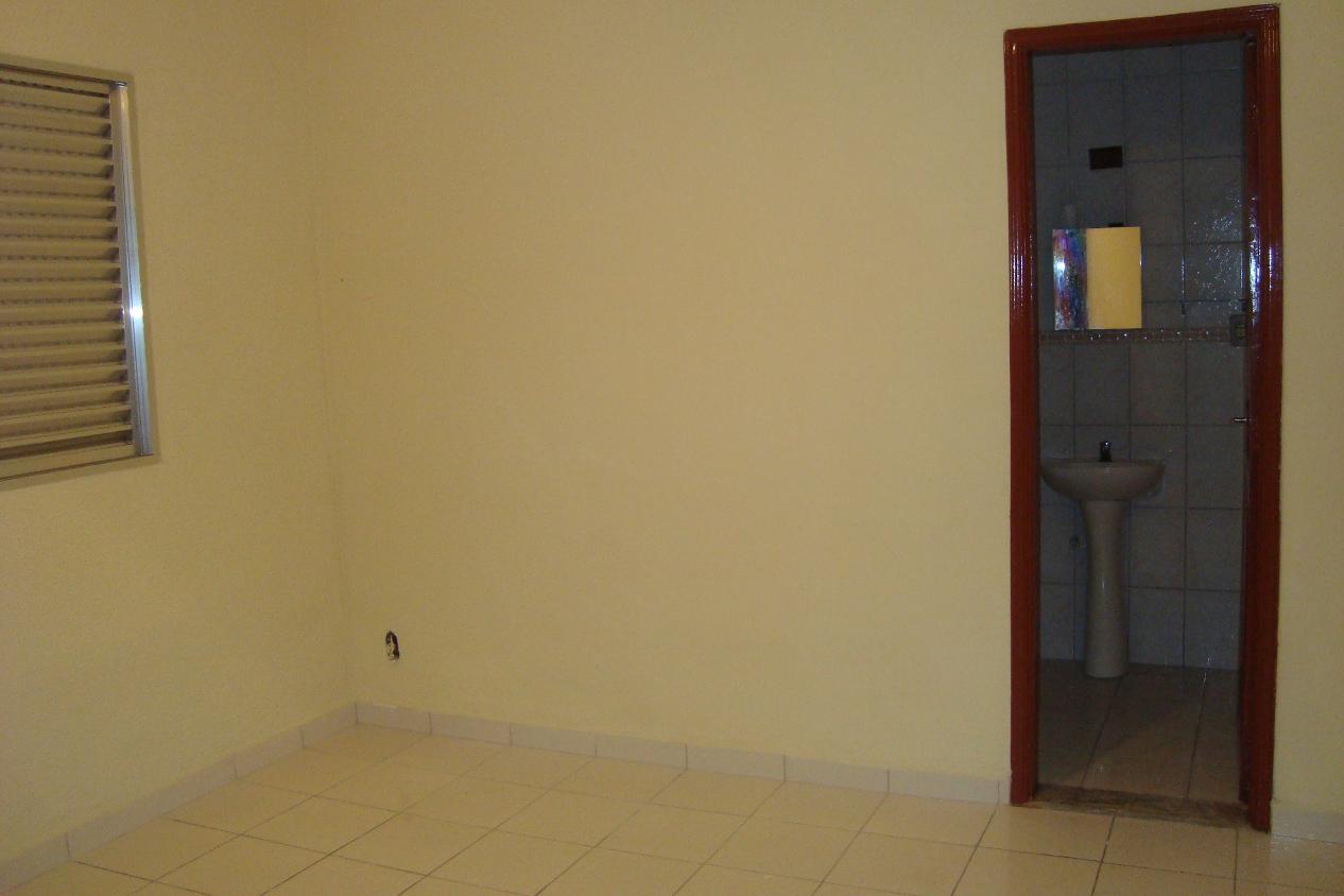 Casa à venda com 4 quartos, 130m² - Foto 13